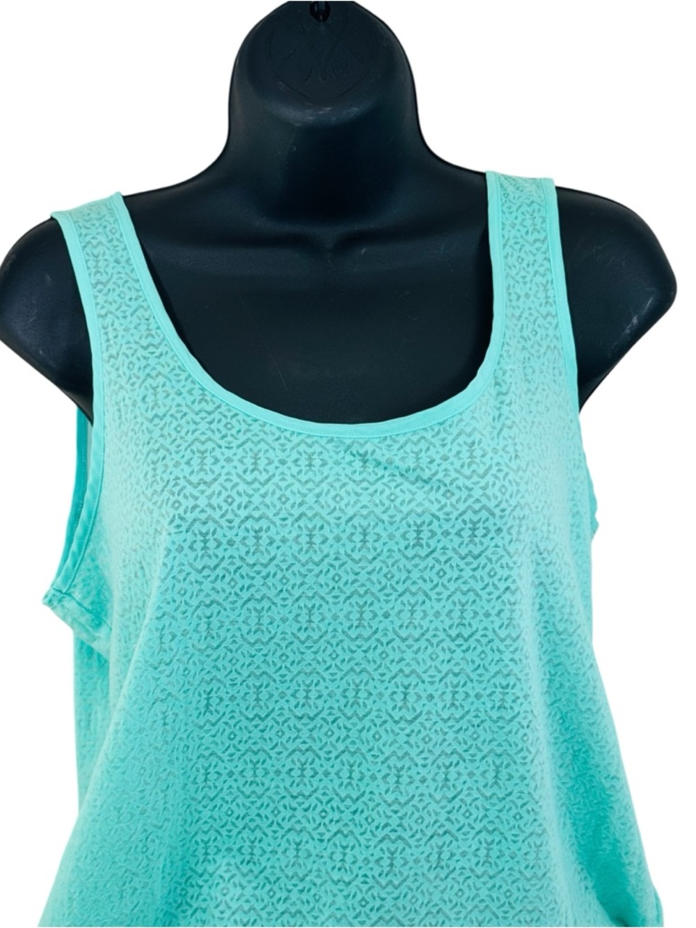 The Limited Mint Lace-Pattern Tank Top - Women